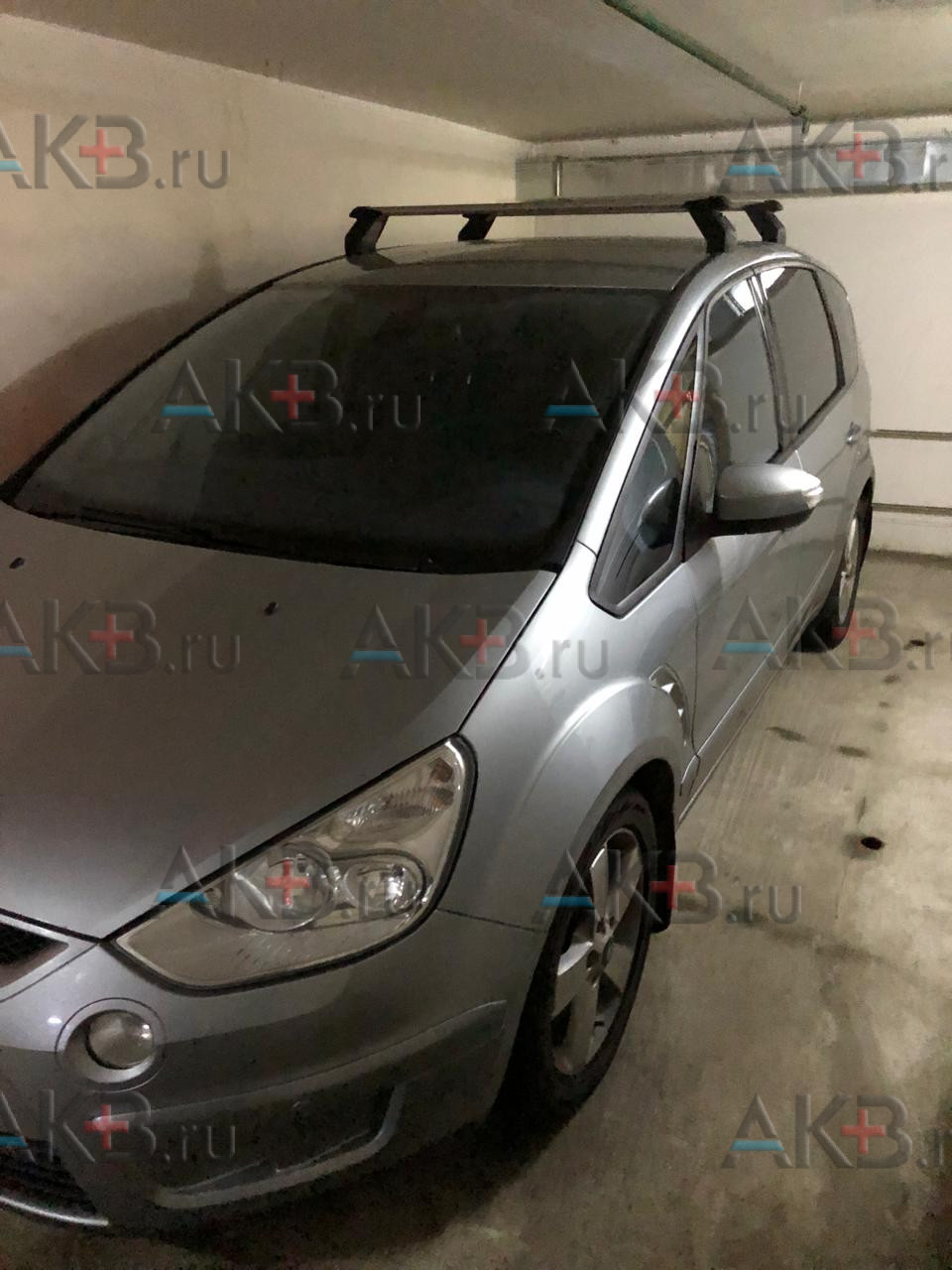 Замена аккумулятора на Ford S-MAX I 2006 - 2010 2.3 (161 л.с.)