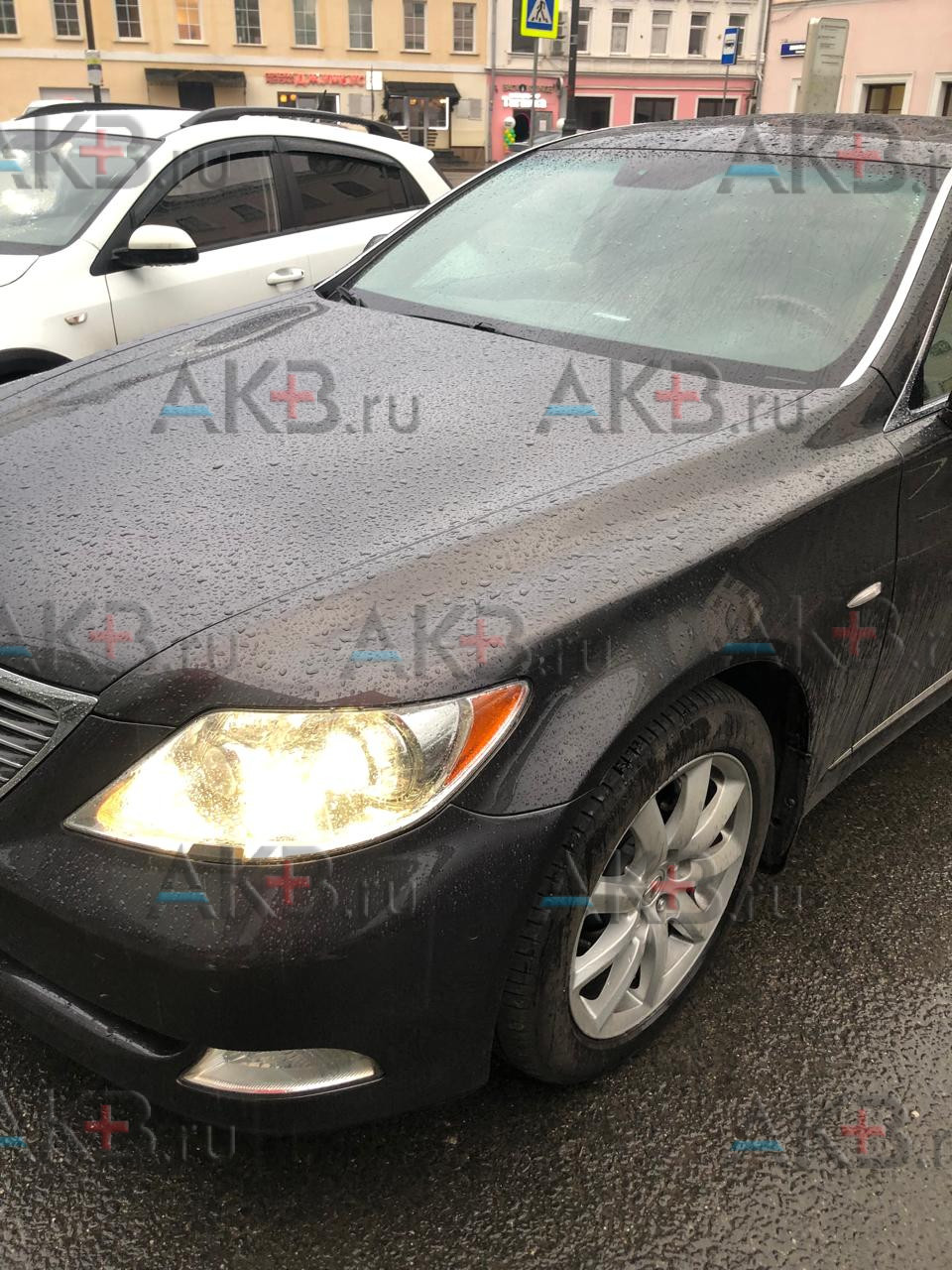 Замена аккумулятора на Lexus LS IV 2006 - 2012 460 4.6 (380 л.с.)