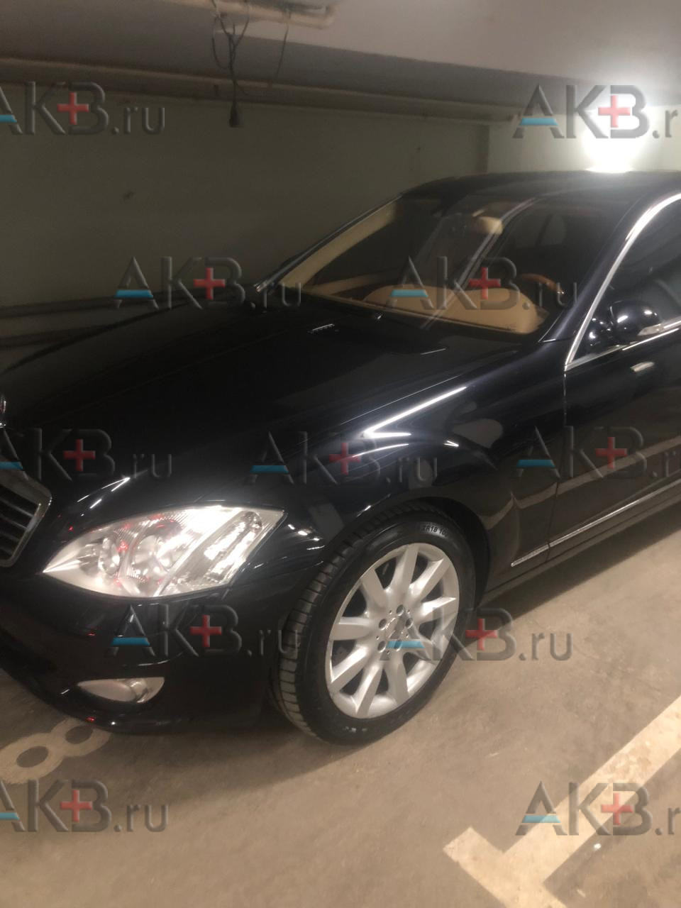 Замена аккумулятора на Mercedes-Benz S-klasse V (W221) 2005 - 2009 420 4.0d (320 л.с.)