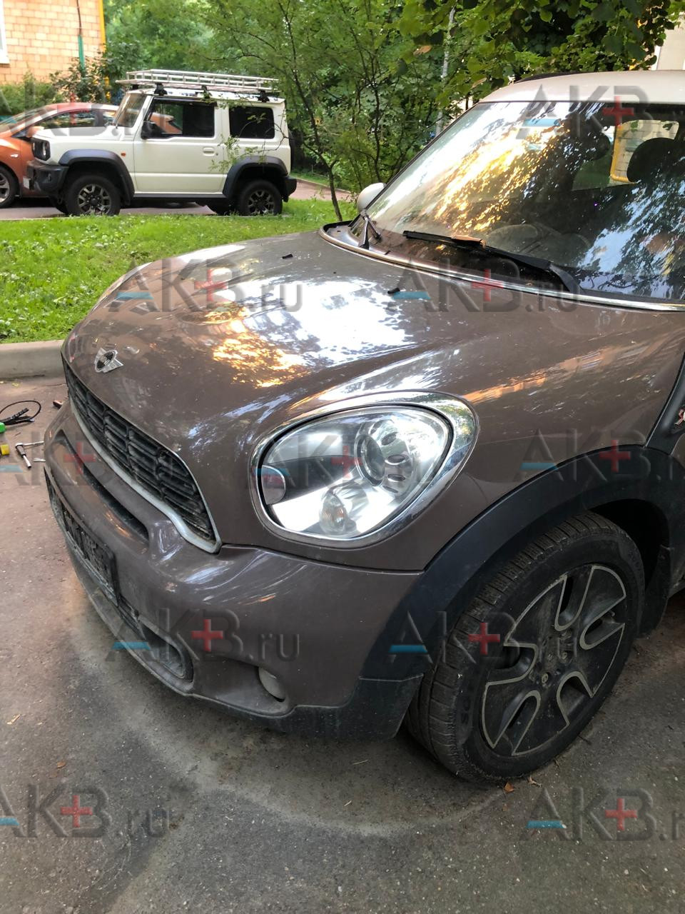 Замена аккумулятора на MINI Countryman 2010 – 2016 Cooper 1.6 (122 л.с.)