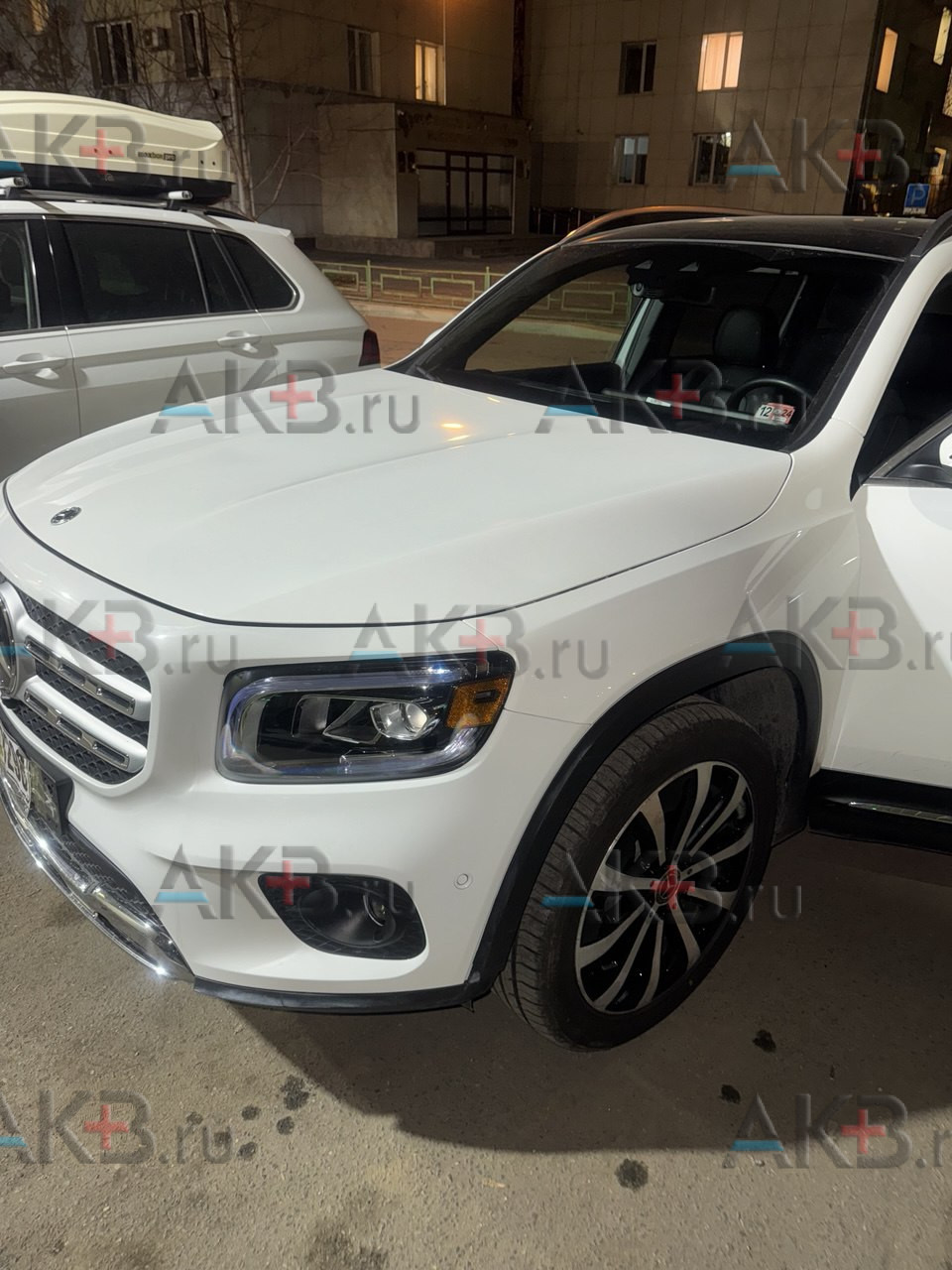 Замена аккумулятора на Mercedes-Benz GLB - klasse 2019 - Н.В 2.0 л (224 л.с)