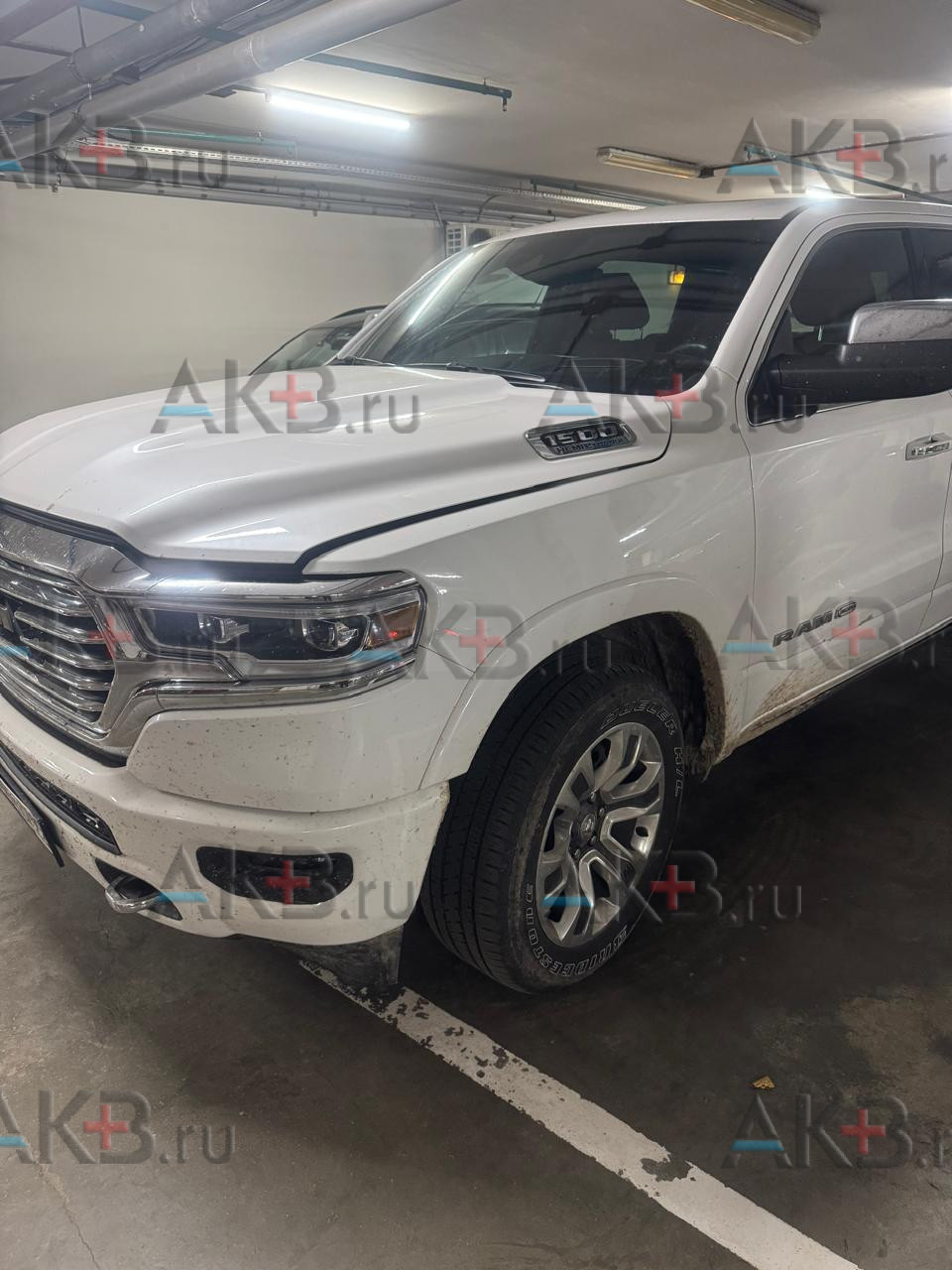 Замена аккумулятора на Dodge RAM V 2018 - 2024 6.2 4WD AT (702 л.с.)