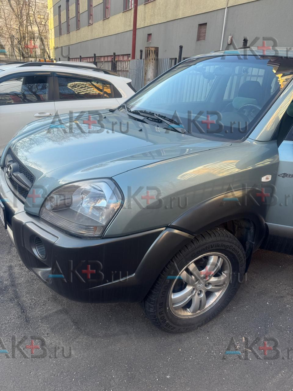 Замена аккумулятора на Hyundai Tucson I 2004 - 2009 2.7 (173 л.с.)