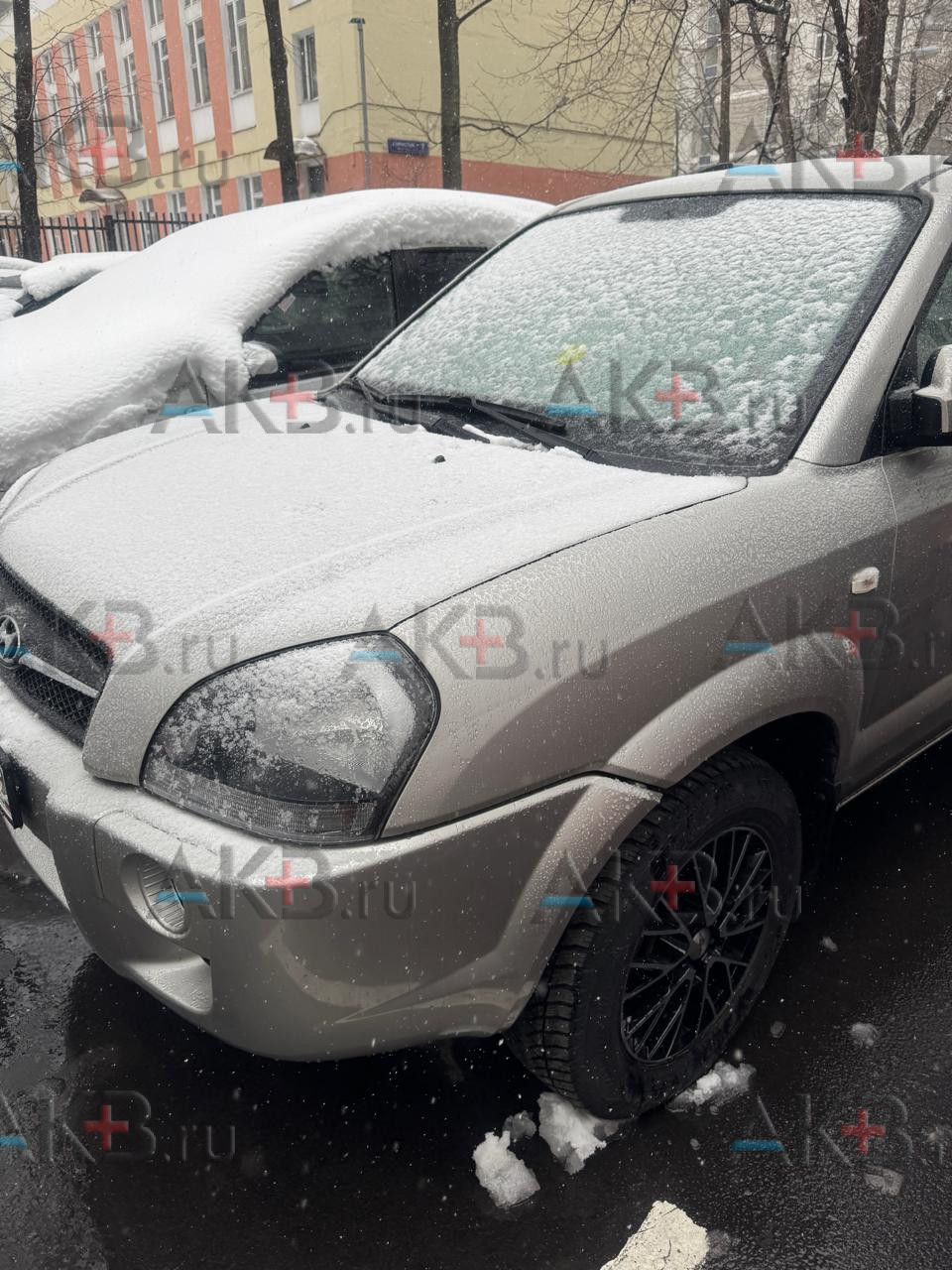 Замена аккумулятора на Hyundai Tucson I 2004 - 2009 2.0 (140 л.с.)