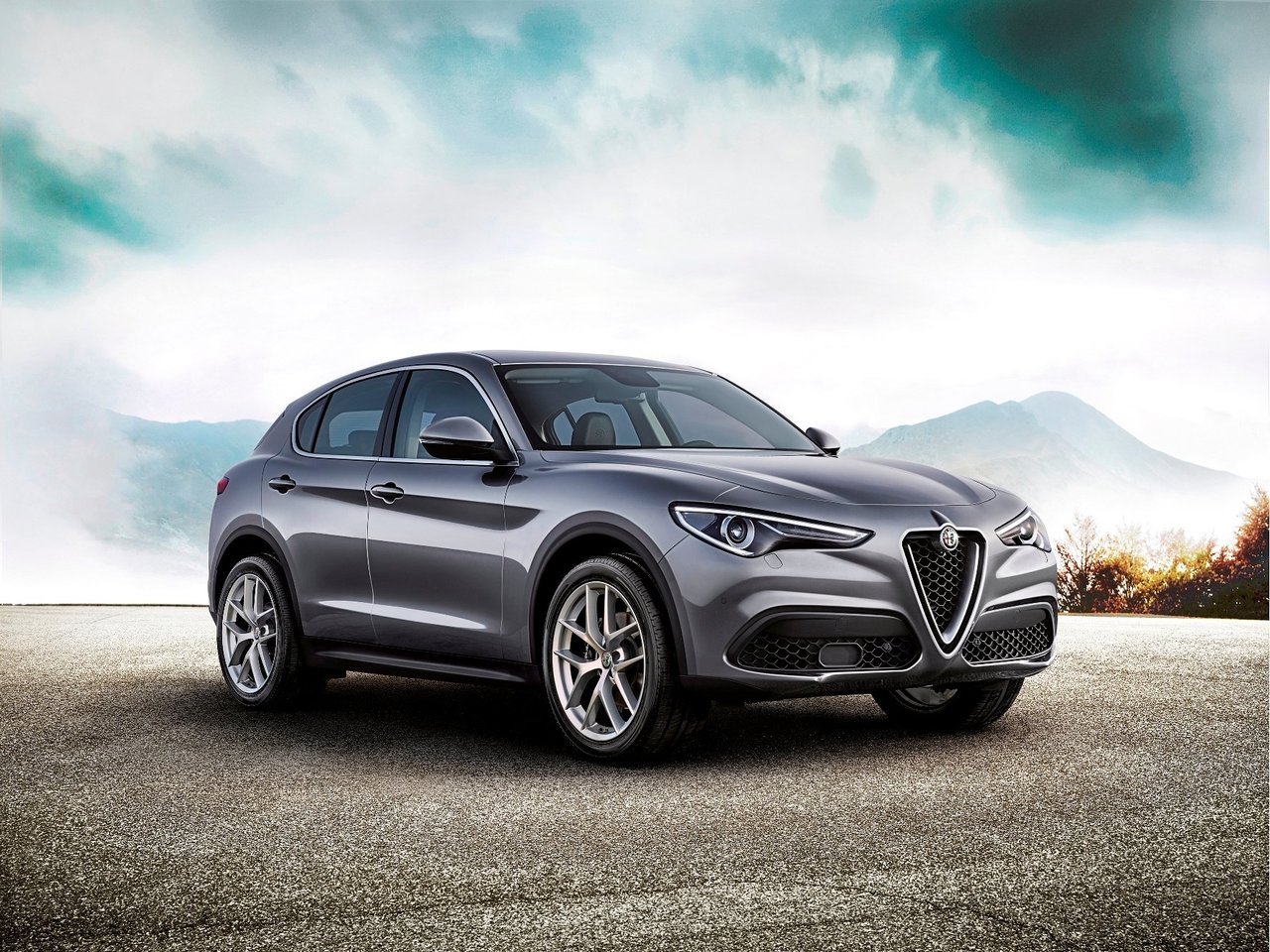 AlfaRomeo Stelvio 2017 - н.в. 2.0 (200 л.с.)